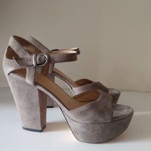 Via Spiga Vanita Suede Block Heel Sandal Sz US 9
